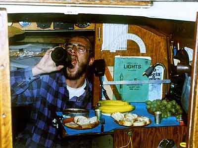 [ Profanacja - Marcin pije wprost z butelki ]